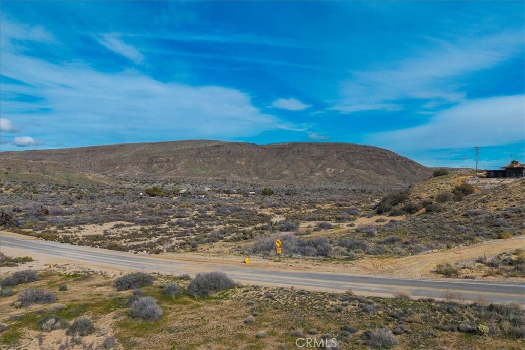 5190 Pioneertown Road Pioneertown, CA 92268 - Photo 24 of 30 a view of ocean view with beach