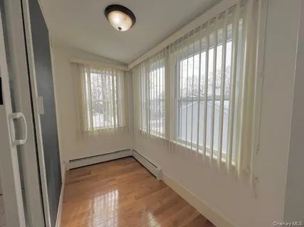 $2,950 | 11 Walnut Avenue, Pelham, NY 10803