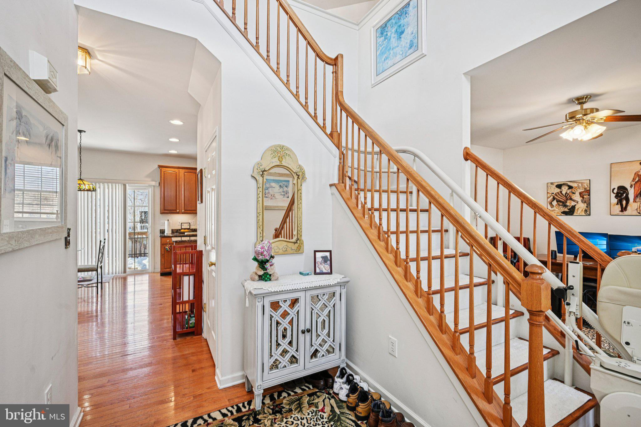 207 Waterford Road Egg Harbor Township, NJ 08234 - Photo 11 of 47 Foyer
