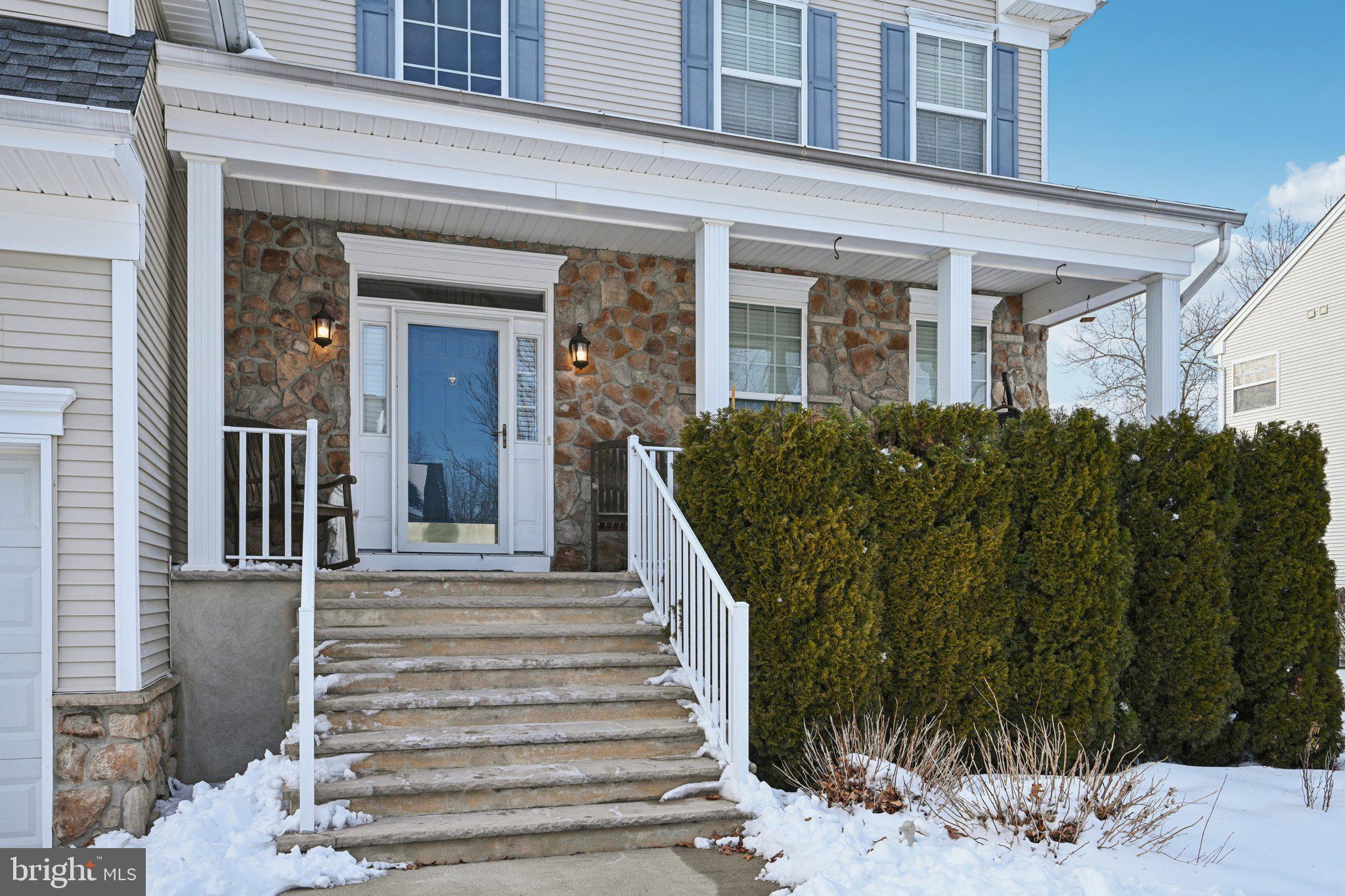 207 Waterford Road Egg Harbor Township, NJ 08234 - Photo 9 of 47 Covered front porch