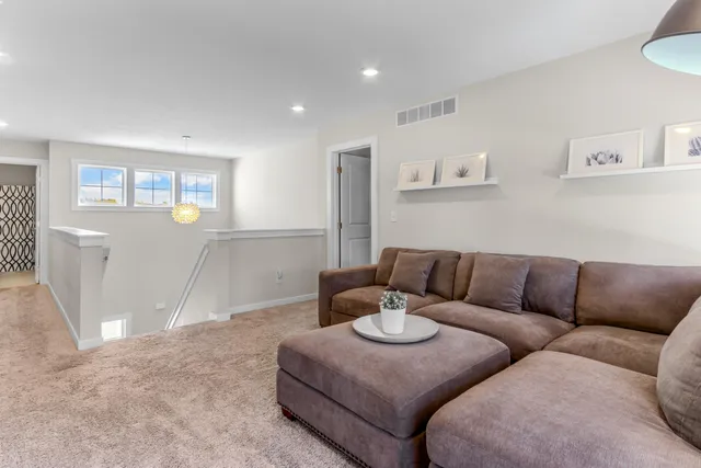 $574,900 | 6701 Arlene Drive, Hudsonville, MI 49426