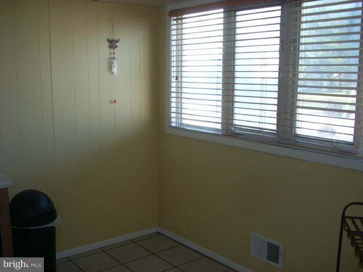 10 Hastings Road Hamilton, NJ 08620 - Photo 13 of 25 Gallery Image 13