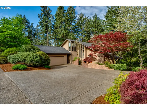 $788,500 | 3506 Spring Boulevard, Eugene, OR 97405