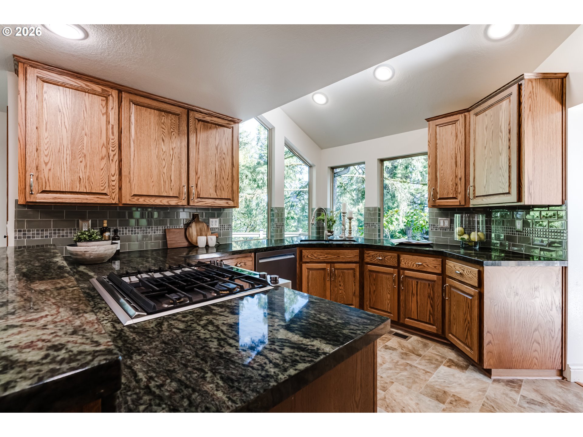 3506 Spring Boulevard Eugene, OR 97405 - Photo 17 of 46