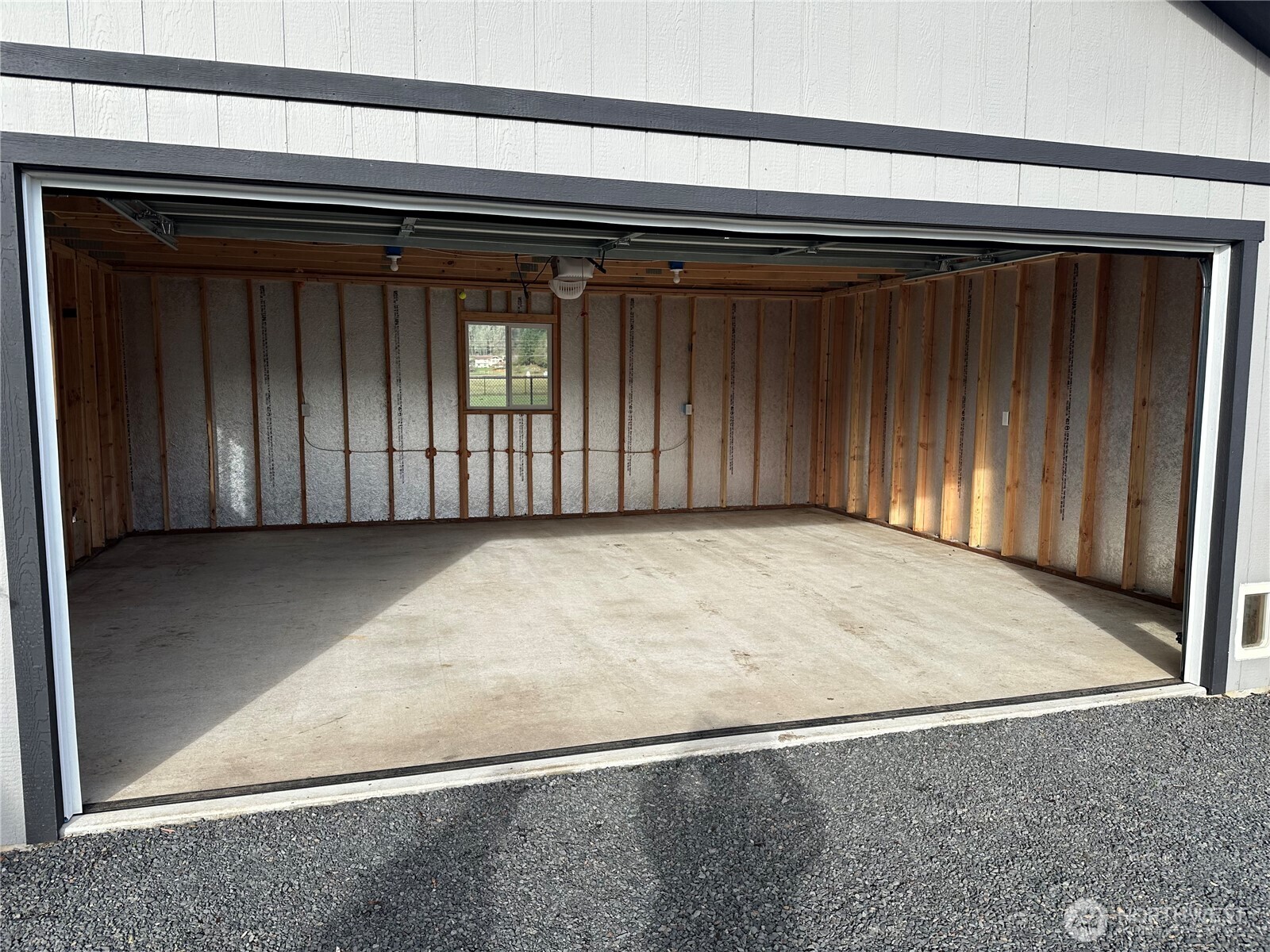 206 Mossyrock Road West Mossyrock, WA 98564 - Photo 20 of 24 an empty room with wooden floor