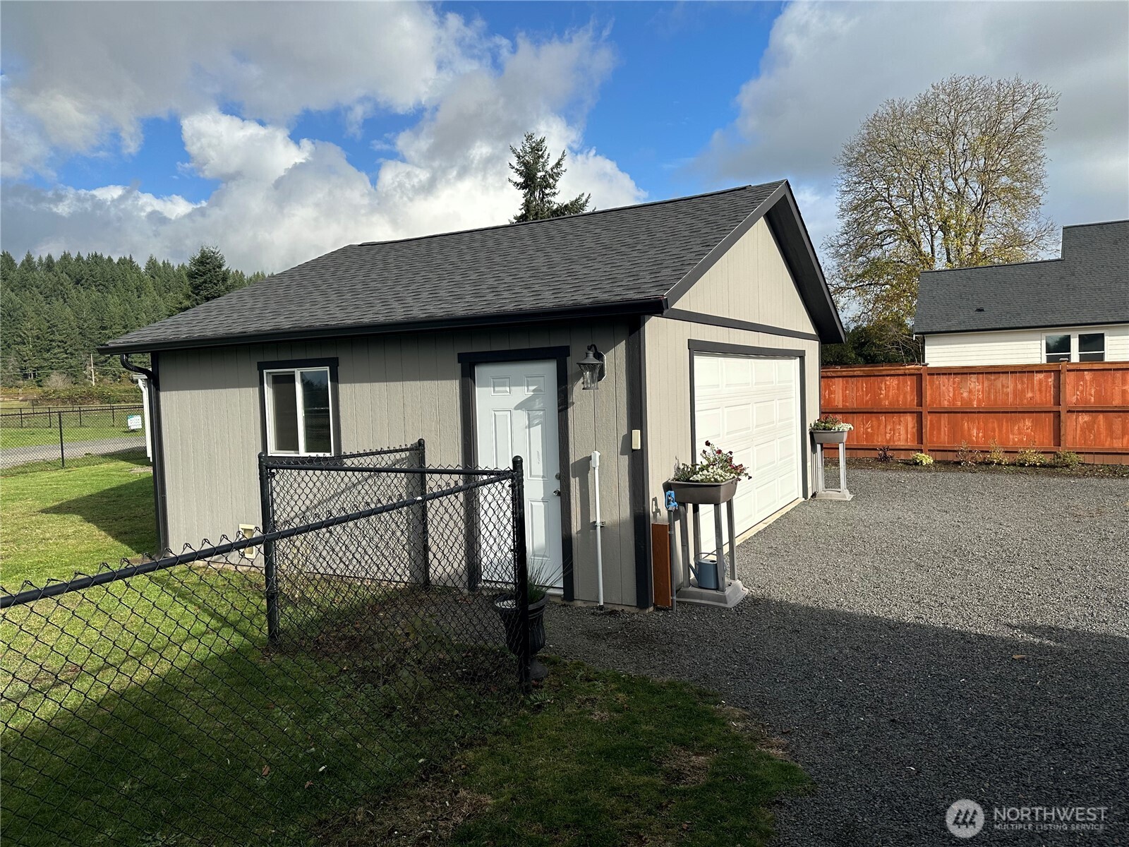 206 Mossyrock Road West Mossyrock, WA 98564 - Photo 21 of 24 a front view of a house with garden
