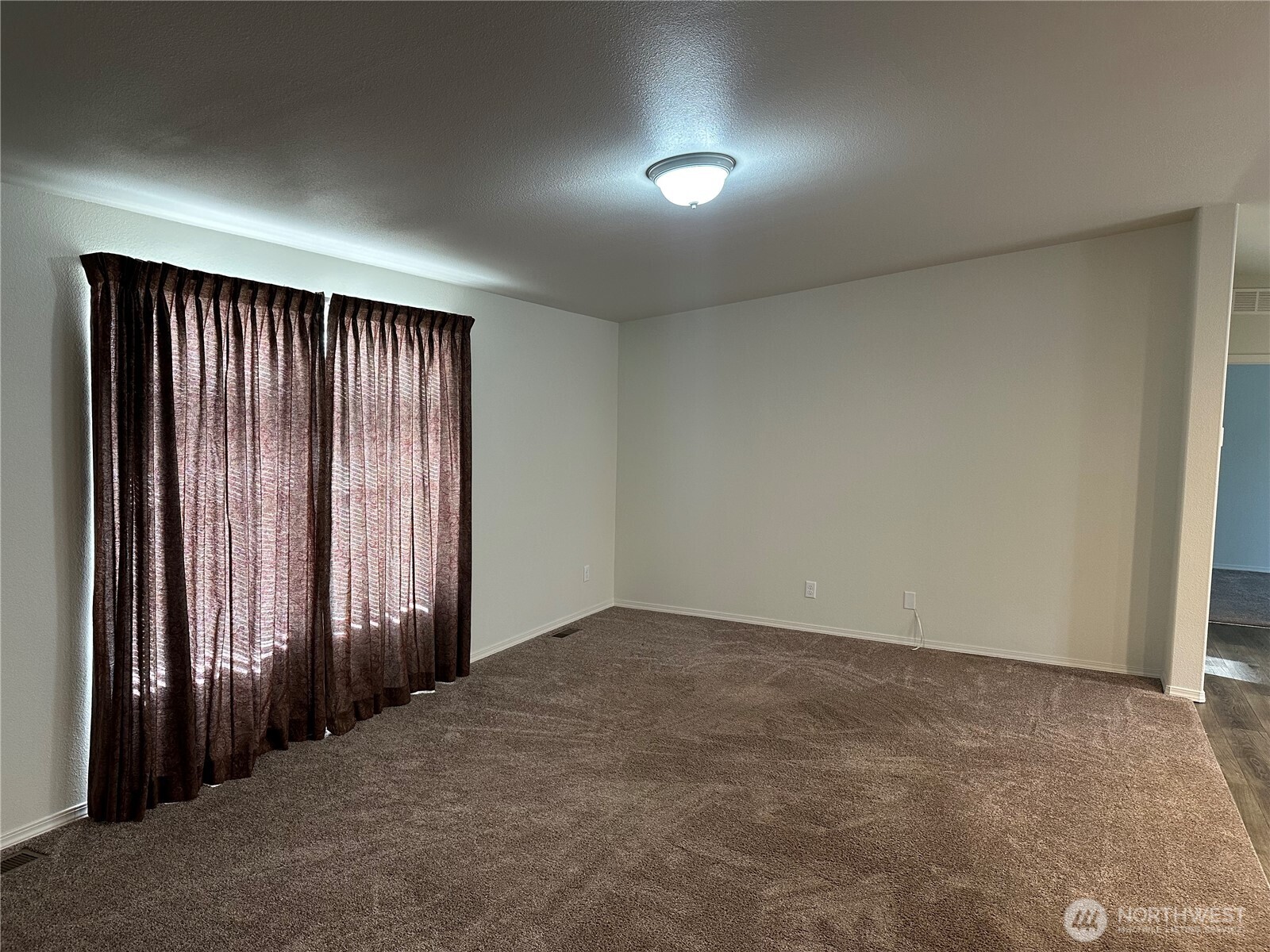 206 Mossyrock Road West Mossyrock, WA 98564 - Photo 7 of 24 an empty room with windows