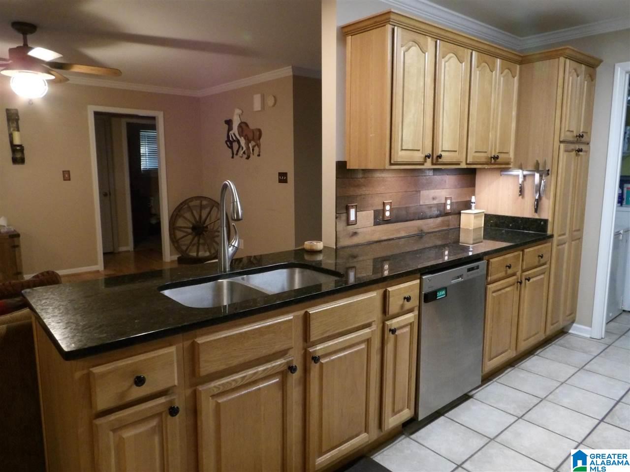 155 Bill Smith Road Trussville, AL 35173 - Photo 4 of 40