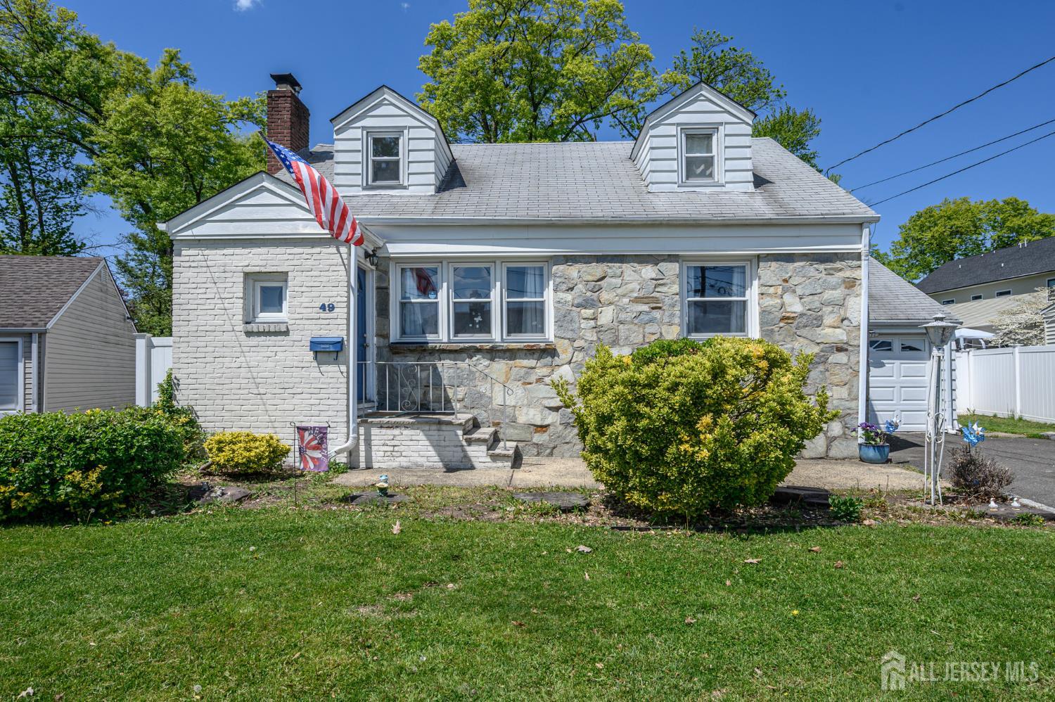 49 Colonial Drive Clark, NJ 07066 - Photo 1 of 31