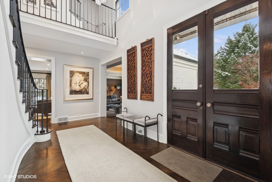 89 North Indian Hill Road Winnetka, IL 60093 - Photo 10 of 91