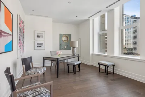 $3,100,000 | 435 North Michigan Avenue, Unit 1803, Chicago, IL 60611