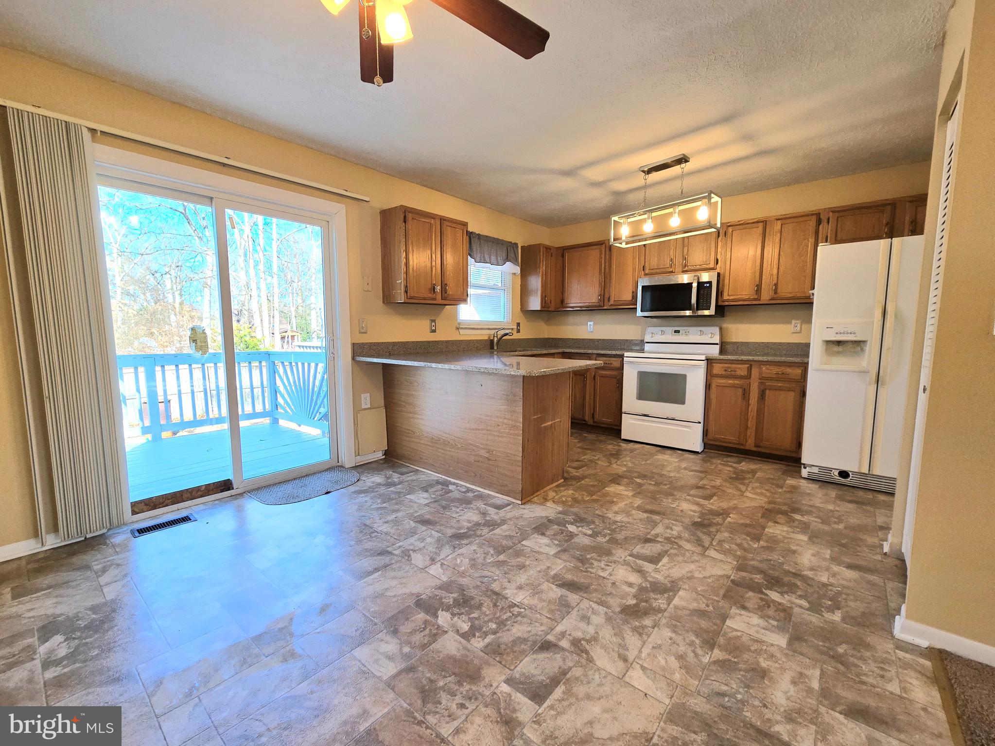 668 209th Street Pasadena, MD 21122 - Photo 15 of 37