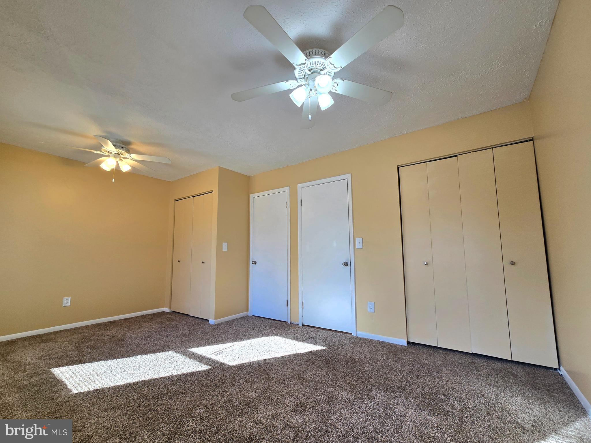 668 209th Street Pasadena, MD 21122 - Photo 9 of 37