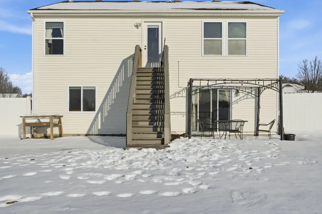 $334,900 | 5278 Fieldstone Meadow Drive, Cedar Springs, MI 49319