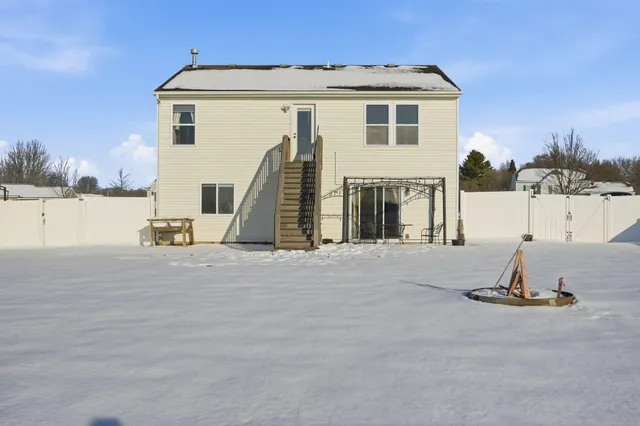 $334,900 | 5278 Fieldstone Meadow Drive, Cedar Springs, MI 49319