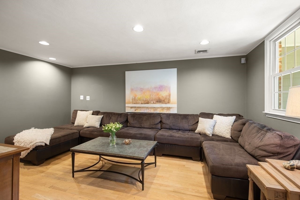 28 Colburn Drive Sharon, MA 02067 - Photo 14 of 42