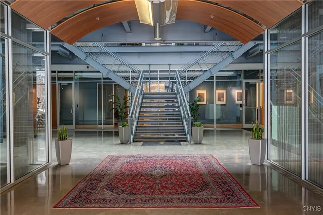 $3,800 | 211 West Jefferson Street, Unit 405, Syracuse, NY 13202