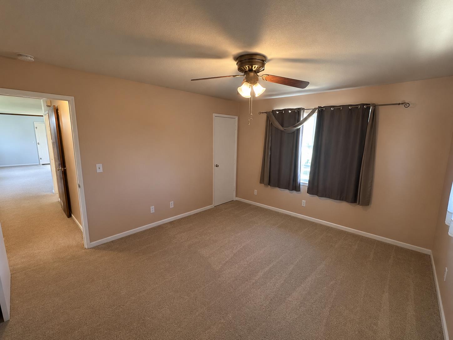 7249 West 4th Street Rio Linda, CA 95673 - Photo 17 of 36 Primary Bedroom