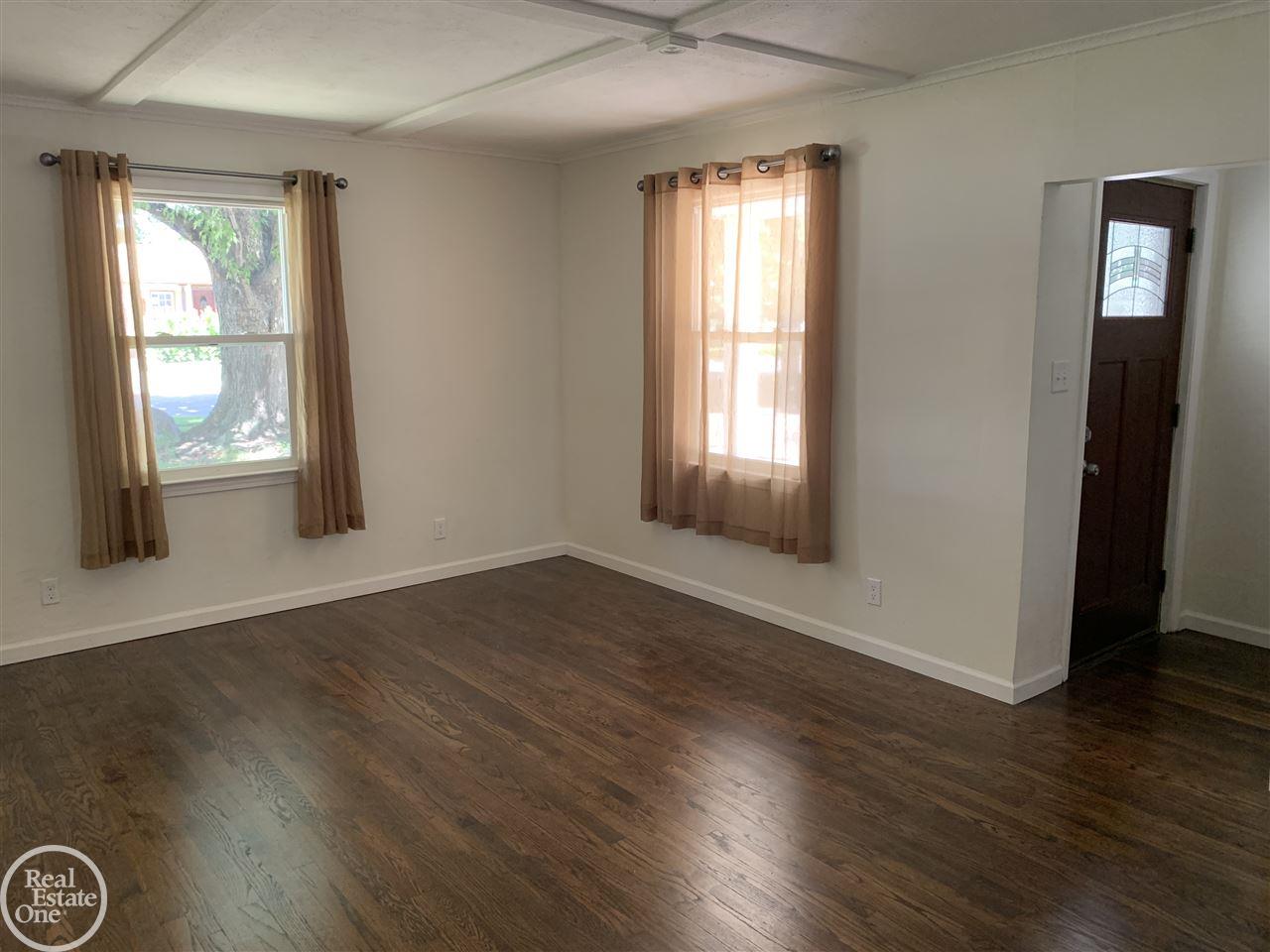 13420 Frazho Road Warren, MI 48089 - Photo 5 of 37