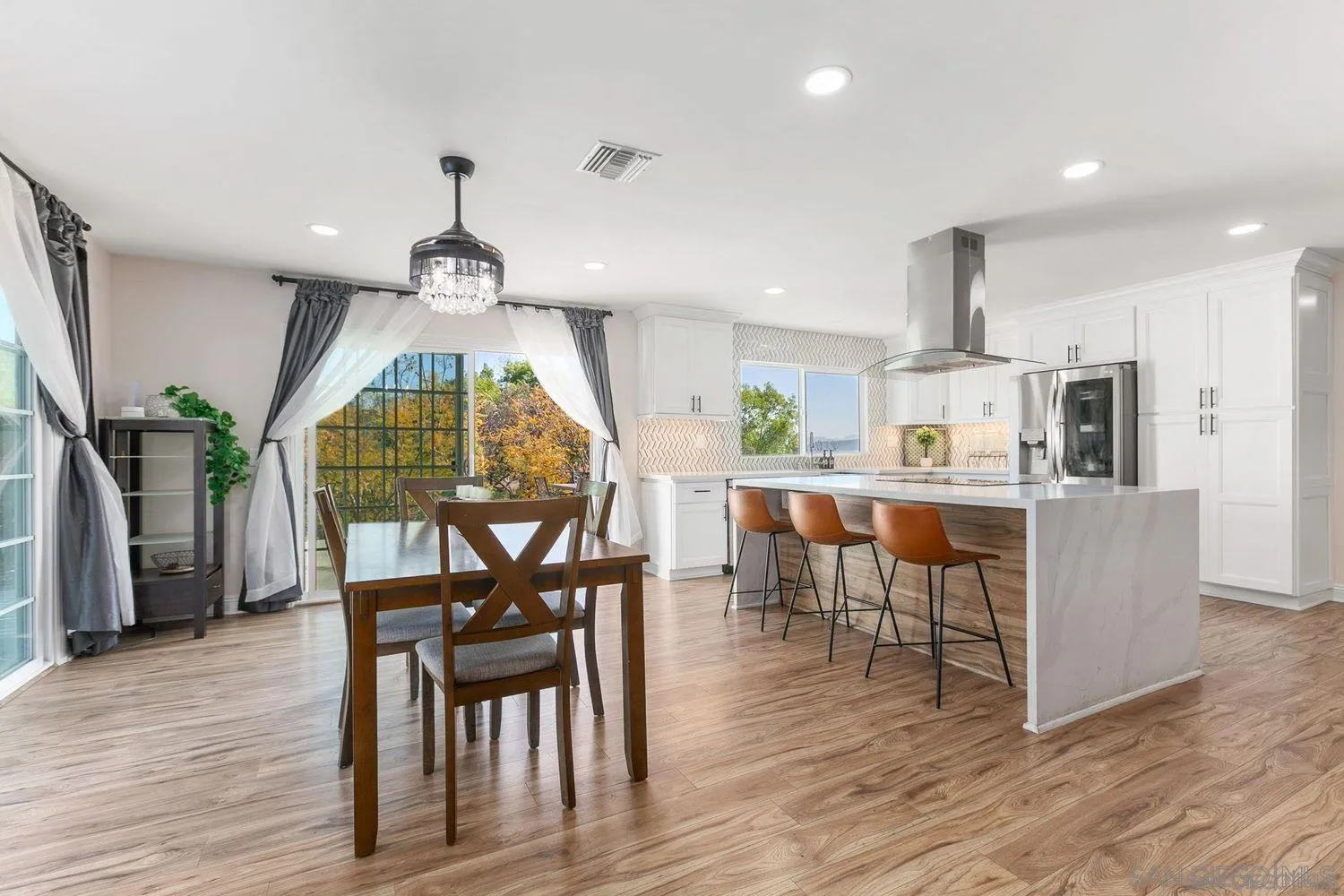 9431 West Lilac Road Escondido, CA 92026 - Photo 12 of 62