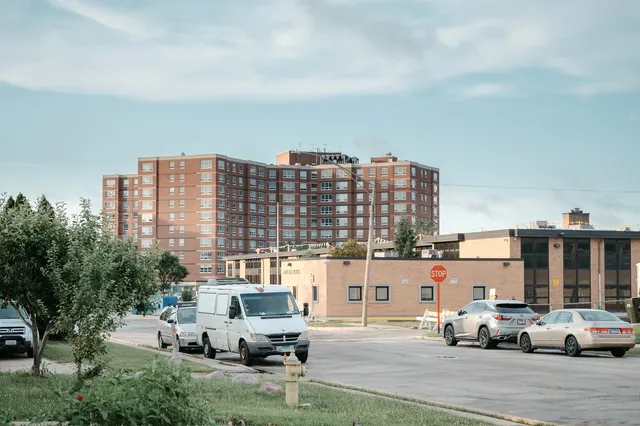 $359,000 | 9404 Hamlin Avenue, Des Plaines, IL 60016