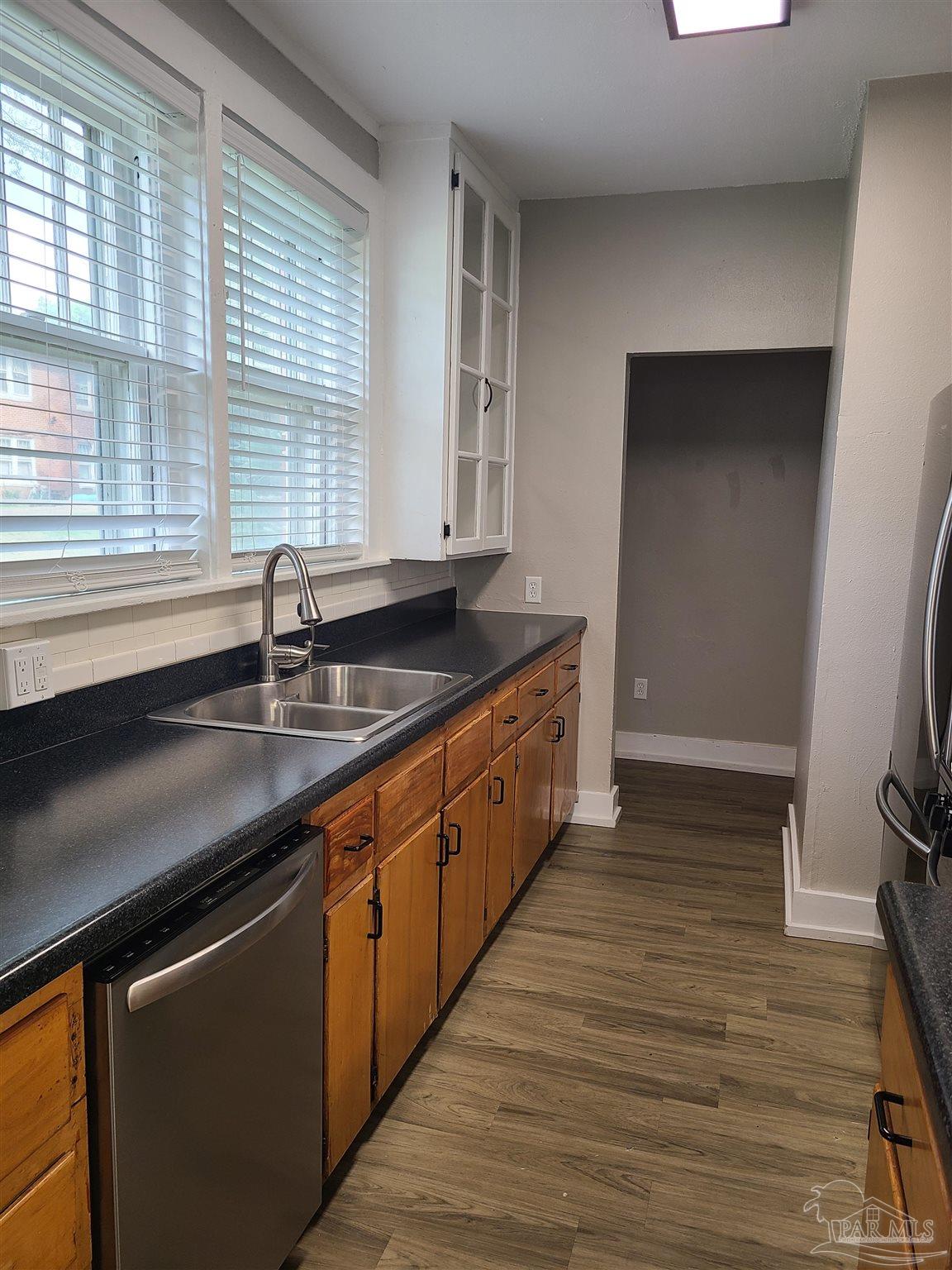 114 W Lane Pensacola, FL 32501 - Photo 17 of 27