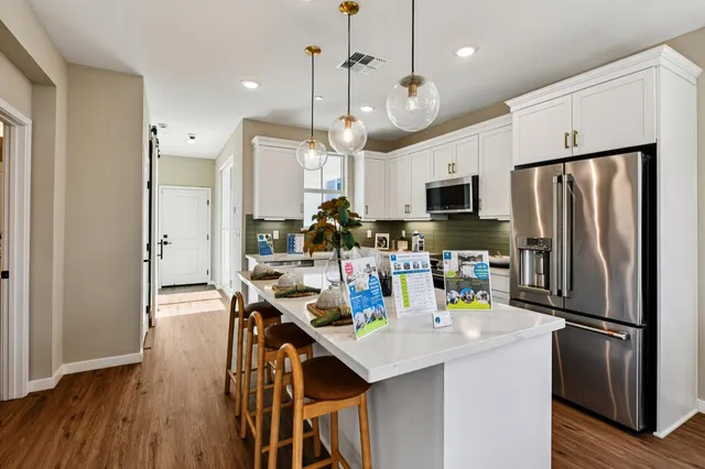 $589,990 | 6509 Jacinto Avenue, Sacramento, CA 95823