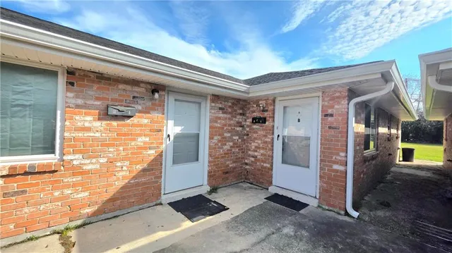 $1,400 | 508 Omega Street, Unit 17A, Belle Chasse, LA 70037