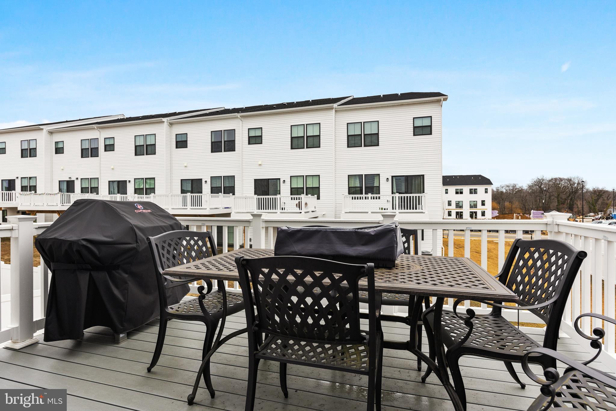11 Cinnamon Lane Mount Laurel, NJ 08054 - Photo 17 of 17 a view of a patio with a table and chairs