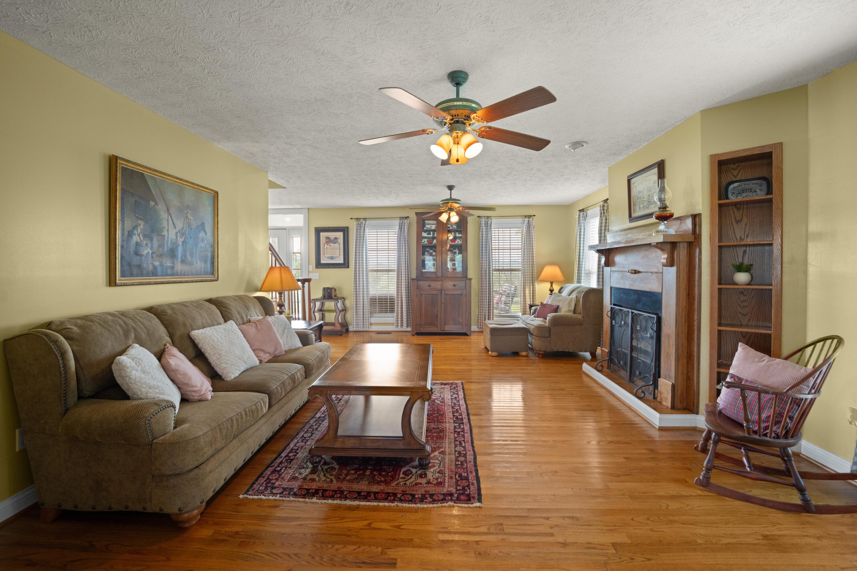 115 Main Street Pikeville, TN 37367 - Photo 13 of 76 DSC01313