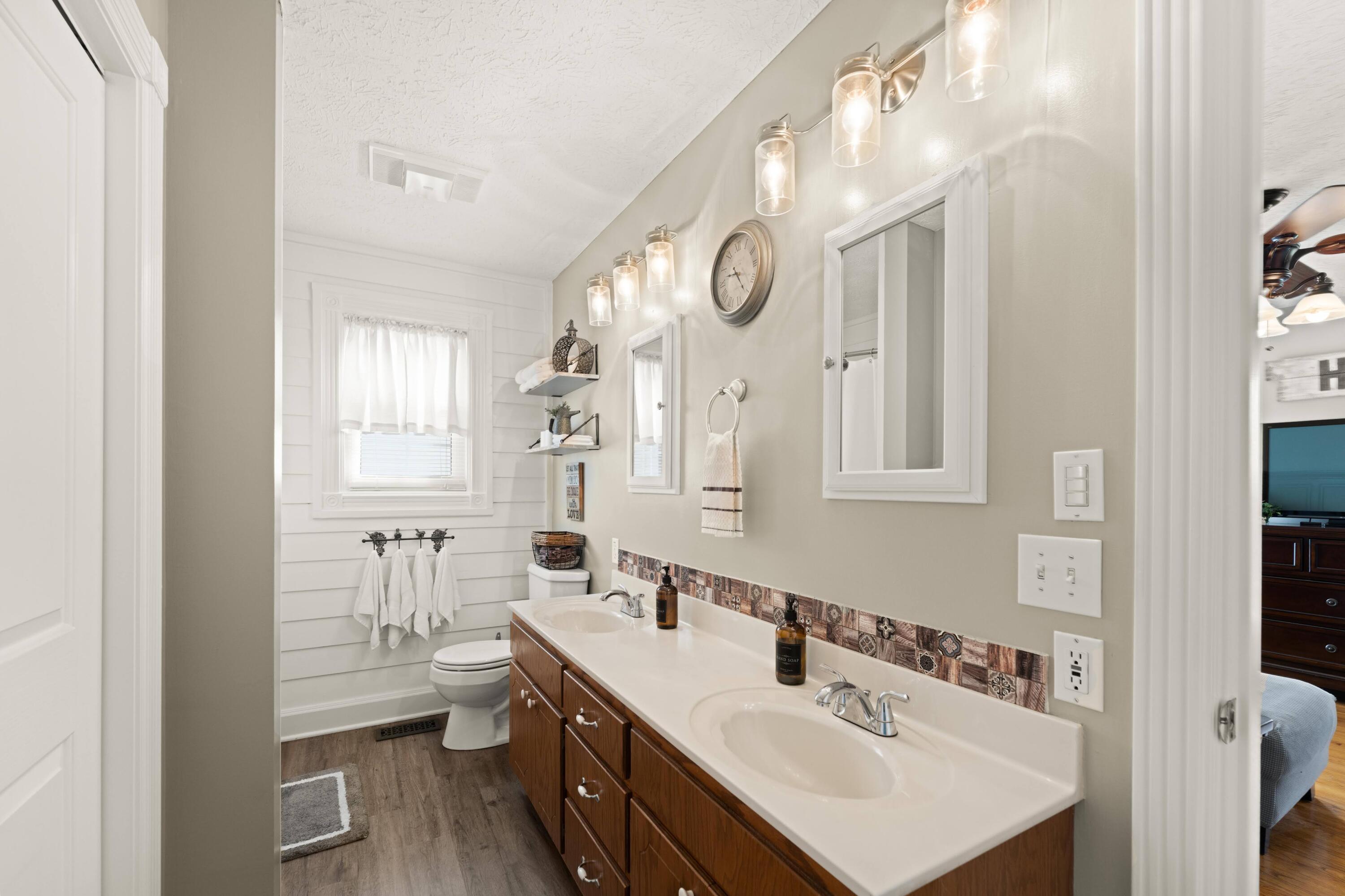 115 Main Street Pikeville, TN 37367 - Photo 24 of 76 DSC01403