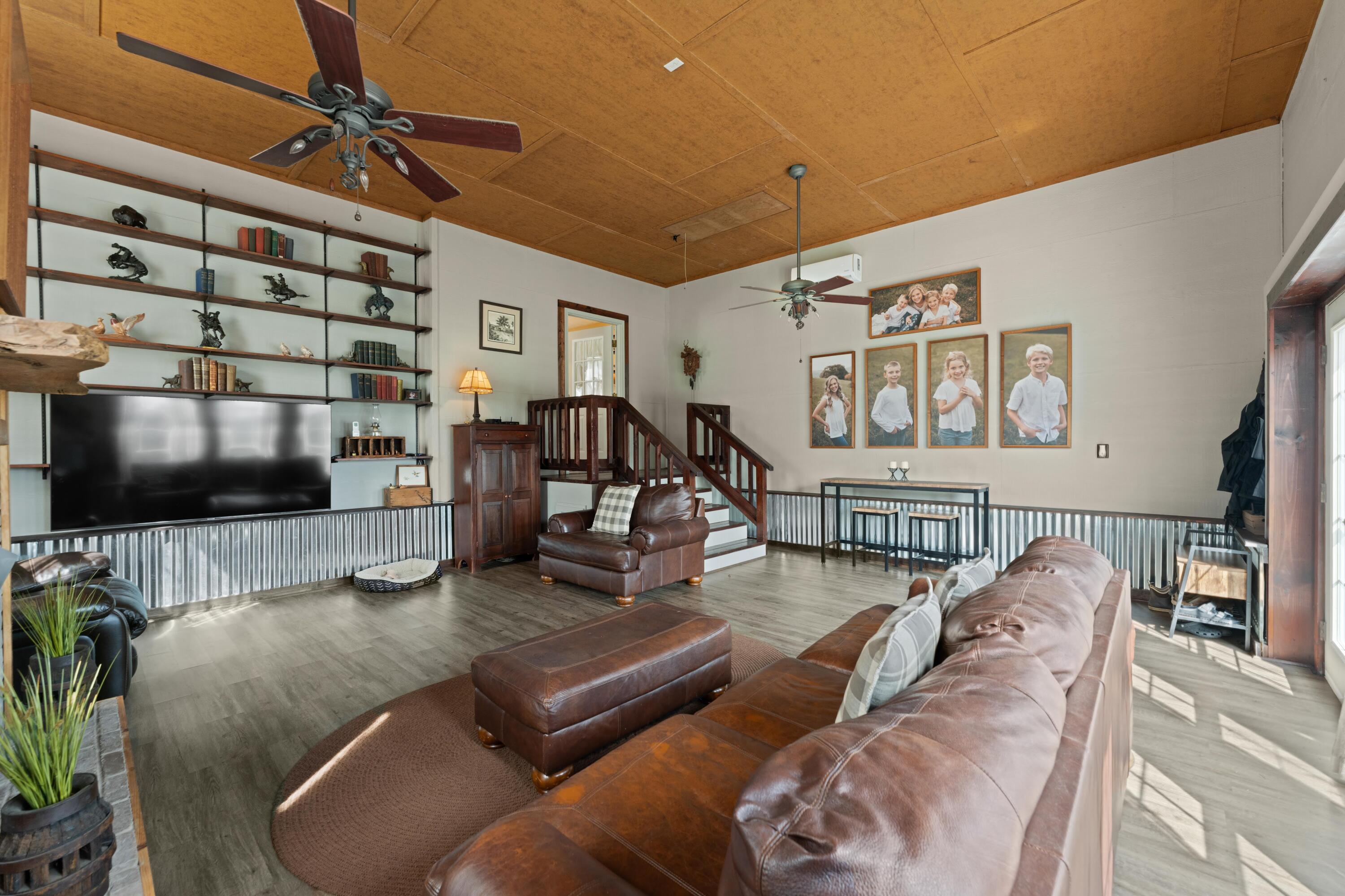 115 Main Street Pikeville, TN 37367 - Photo 31 of 76 DSC01438