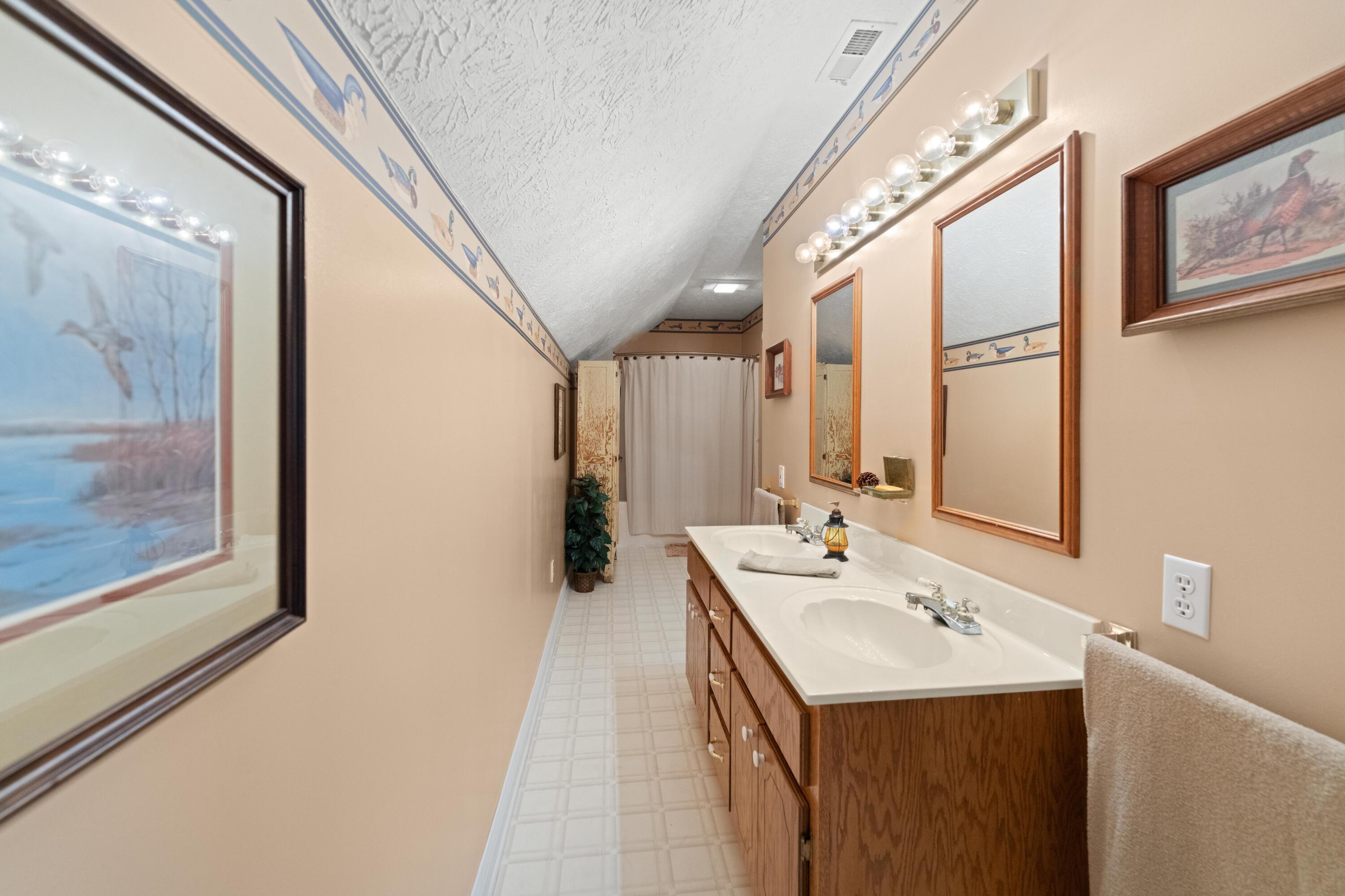 115 Main Street Pikeville, TN 37367 - Photo 39 of 76 DSC01491