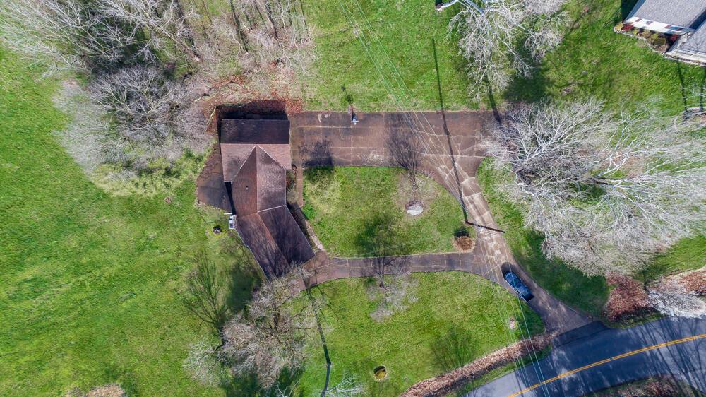 1886 Marietta Road Northeast Lancaster, OH 43130 - Photo 5 of 23 516A45D1-0059-4D5D-AC86-370A6C936F4C