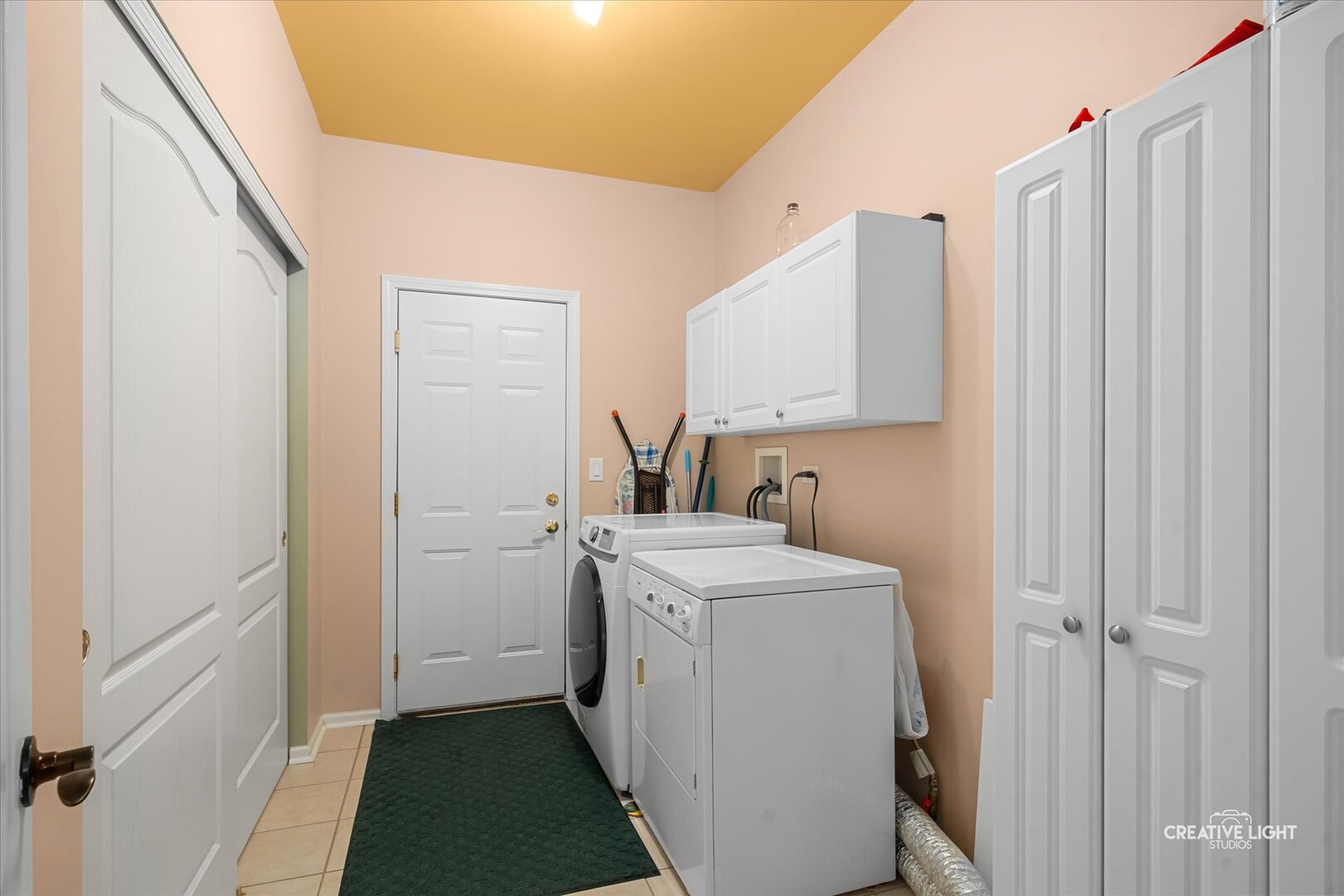 577 Cardinal Avenue Oswego, IL 60543 - Photo 13 of 26