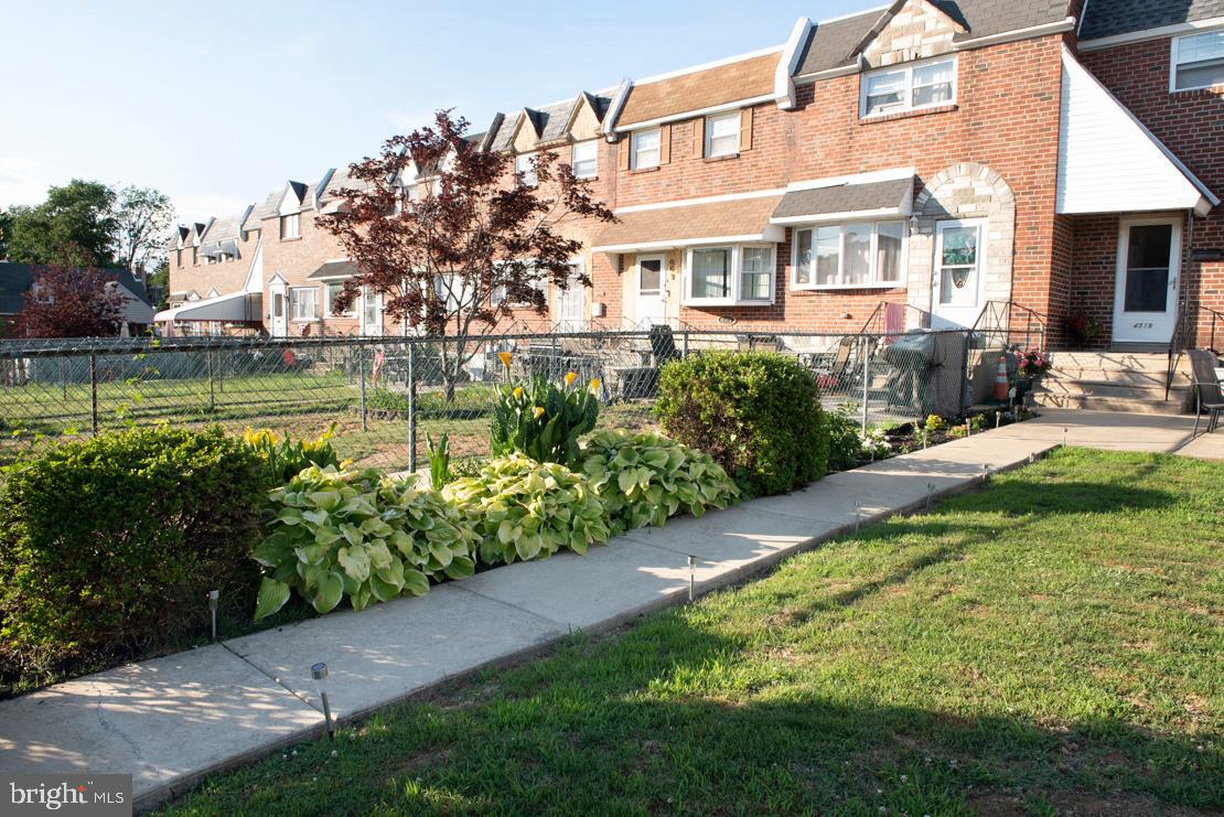 4519 Aberdale Road Philadelphia, PA 19136 - Photo 4 of 37 Gallery Image 4