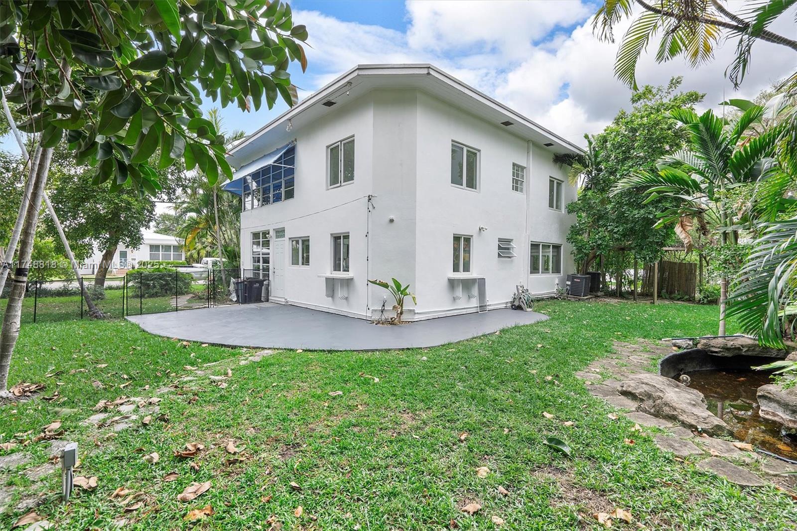 600 Surfside Boulevard Surfside, FL 33154 - Photo 11 of 62