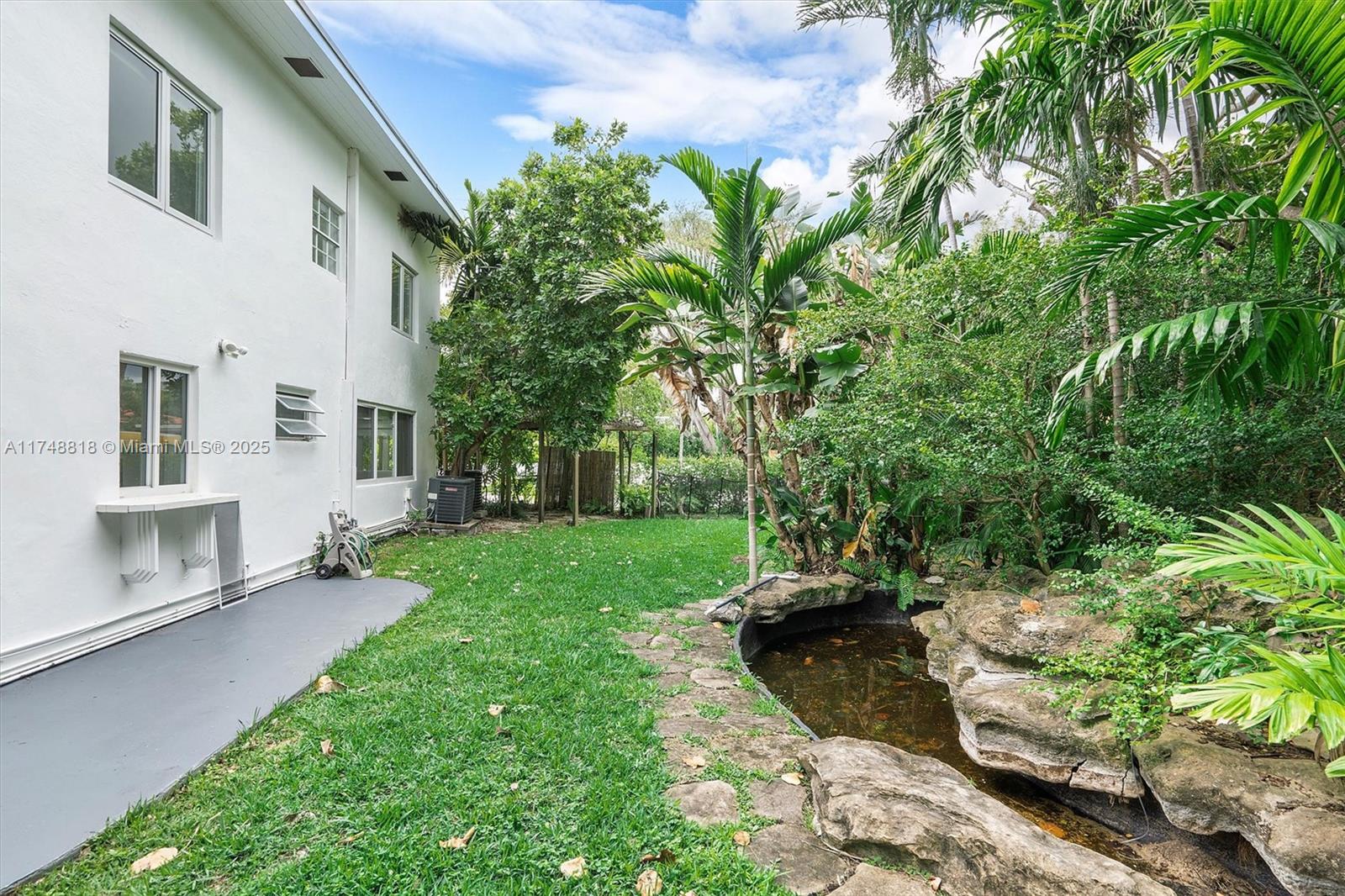 600 Surfside Boulevard Surfside, FL 33154 - Photo 12 of 62