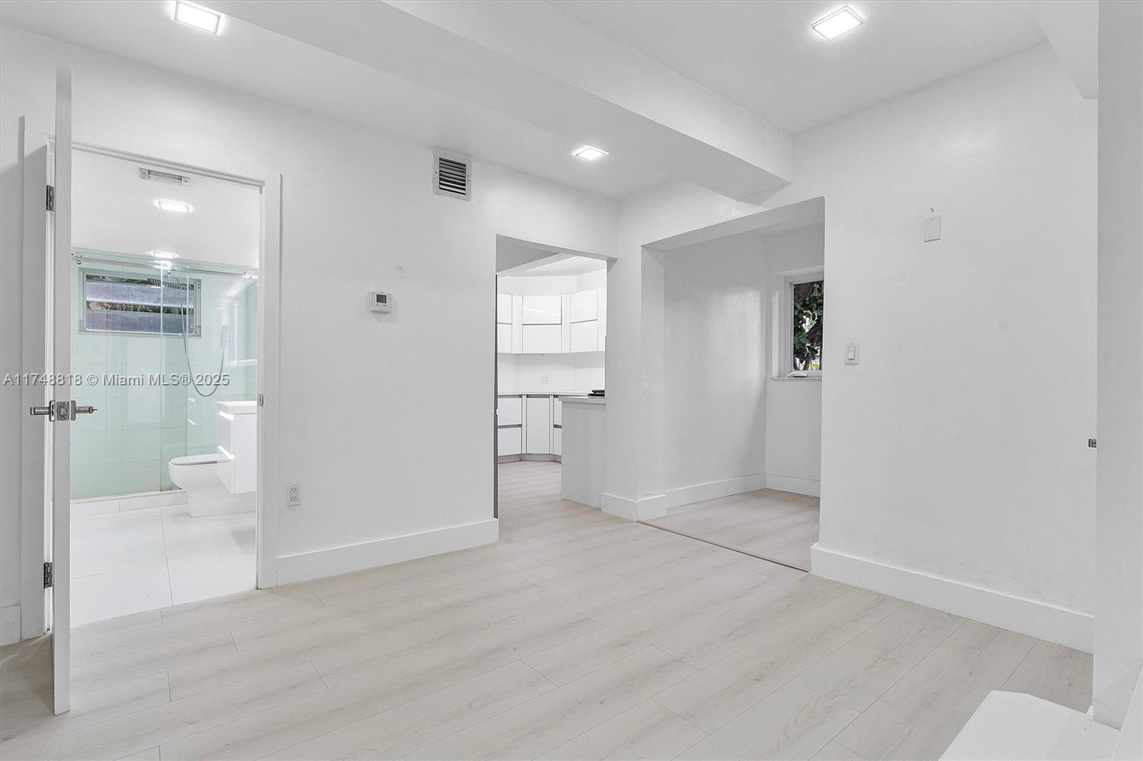 600 Surfside Boulevard Surfside, FL 33154 - Photo 19 of 62