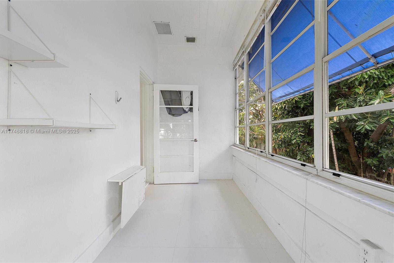 600 Surfside Boulevard Surfside, FL 33154 - Photo 37 of 62