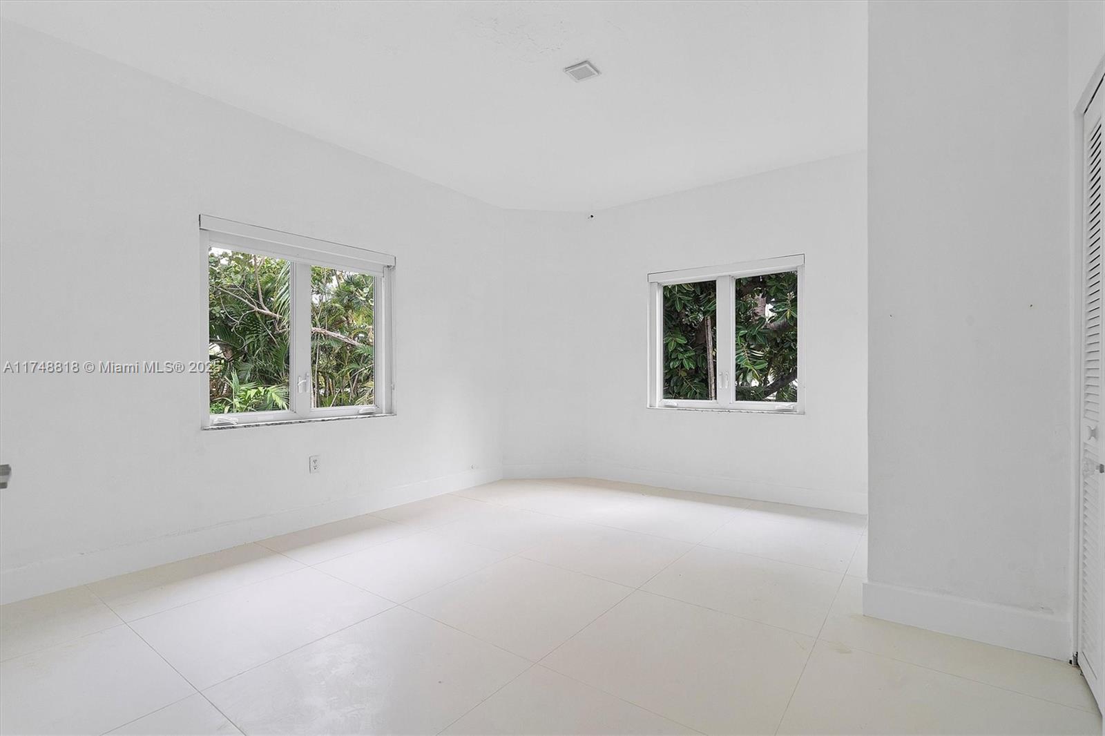 600 Surfside Boulevard Surfside, FL 33154 - Photo 44 of 62