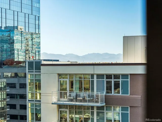 a view of a large building with a lot of windows