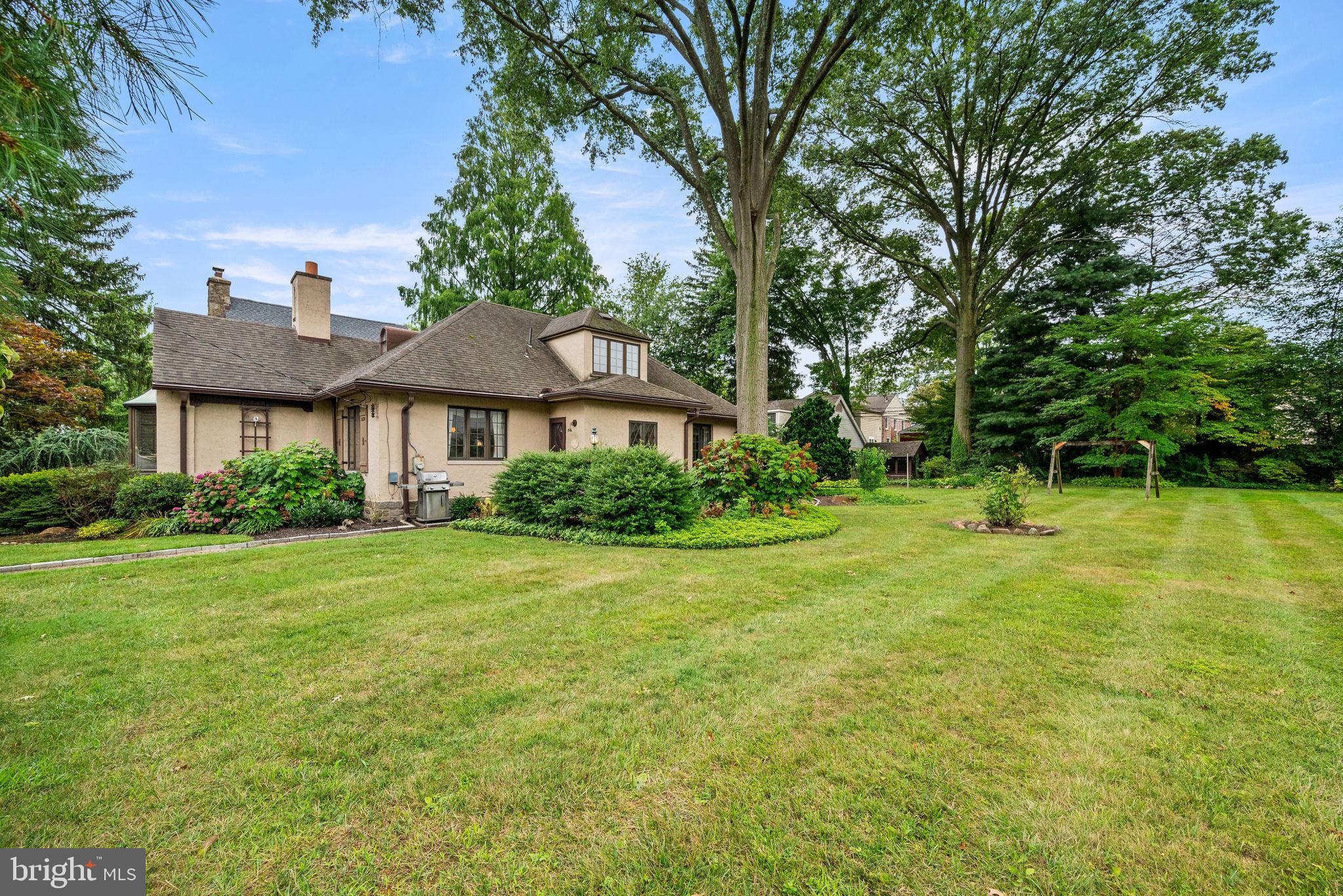 2620 Prescott Road Havertown, PA 19083 - Photo 3 of 53 2 Parcels Included
in Sale!