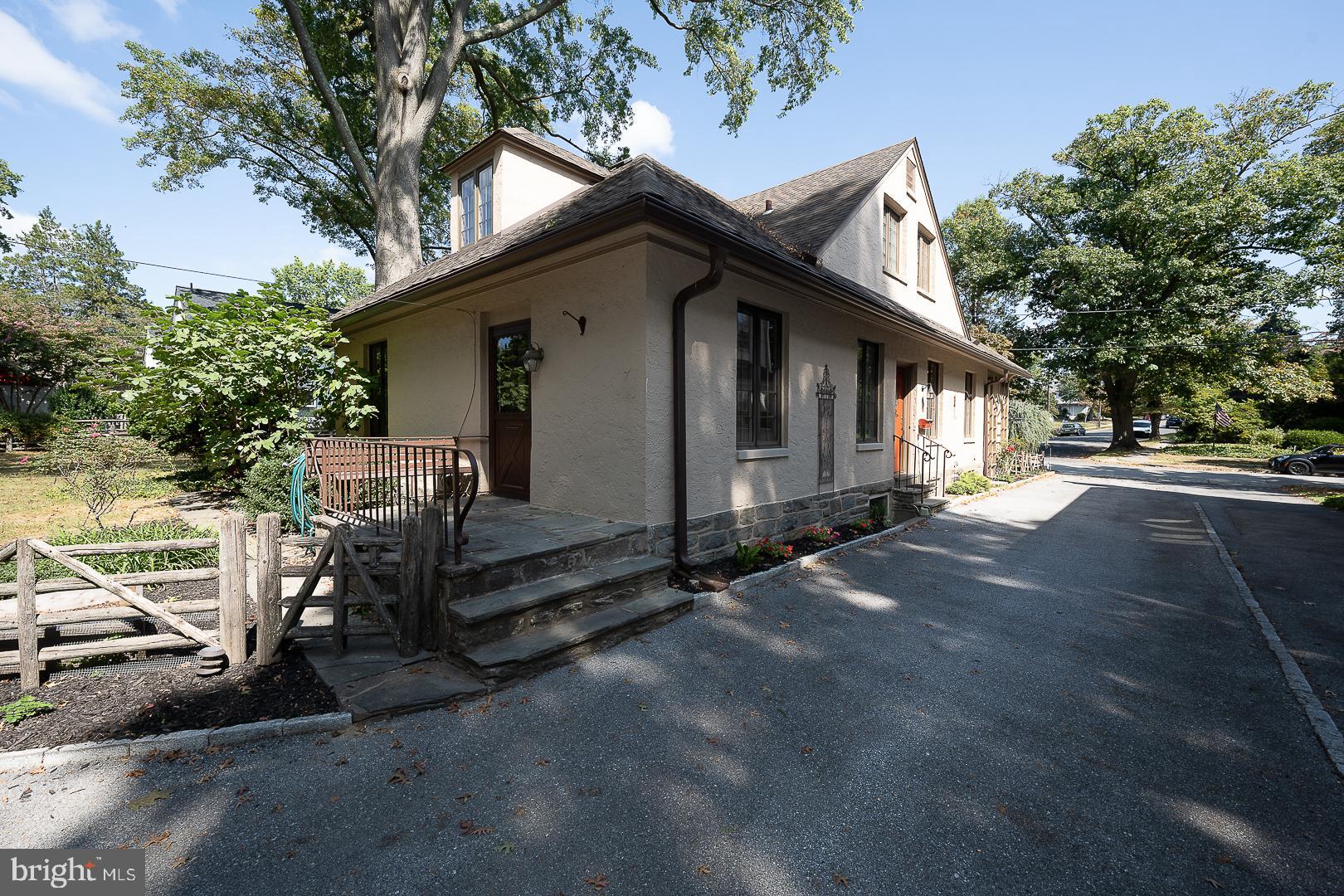 2620 Prescott Road Havertown, PA 19083 - Photo 47 of 53 Space for many cars