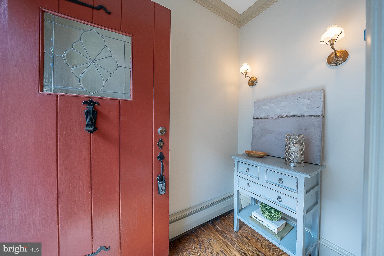 2620 Prescott Road Havertown, PA 19083 - Photo 5 of 53 Come On In!