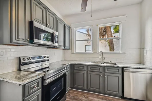 $3,900 | 1913 West Lemon Street, Tampa, FL 33606