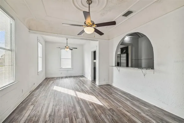 $3,900 | 1913 West Lemon Street, Tampa, FL 33606