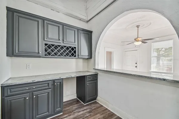 $3,900 | 1913 West Lemon Street, Tampa, FL 33606