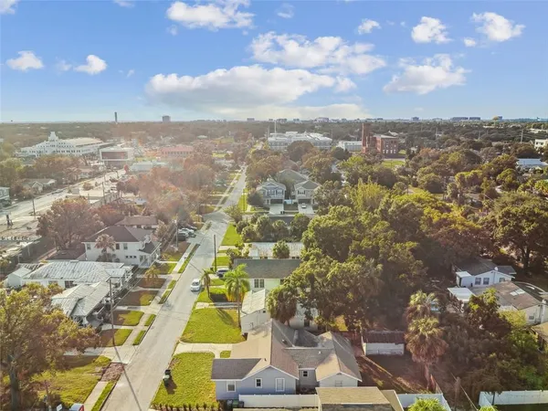 $3,900 | 1913 West Lemon Street, Tampa, FL 33606