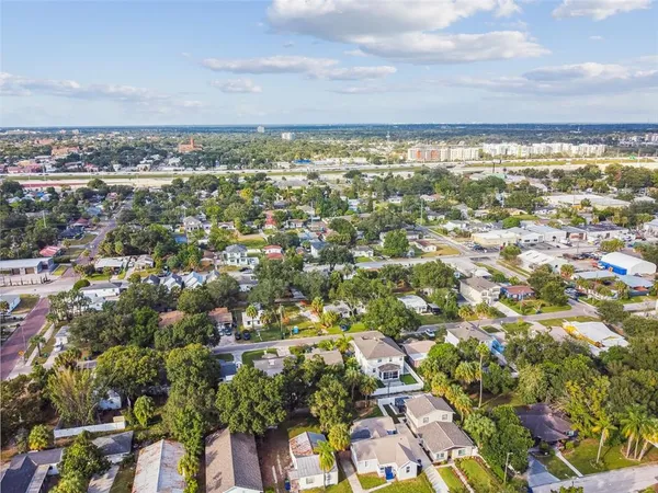 $3,900 | 1913 West Lemon Street, Tampa, FL 33606